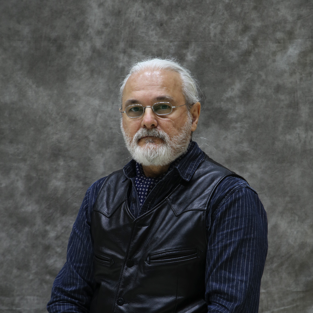 Dr. Lucian Stefanescu